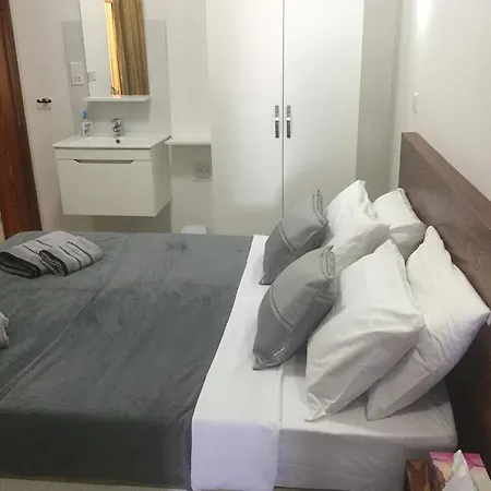 דירה Beachfront Deluxe *