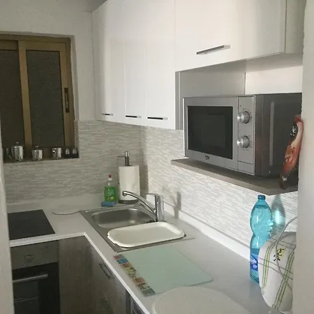 Apartment Beachfront Deluxe Marsalforn