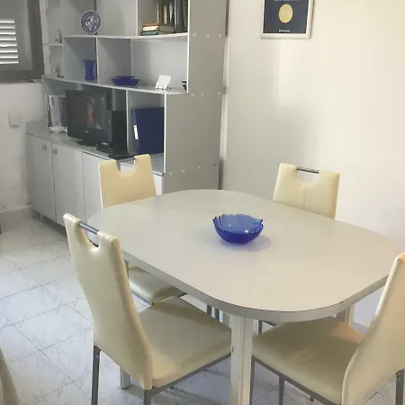 Beachfront Deluxe